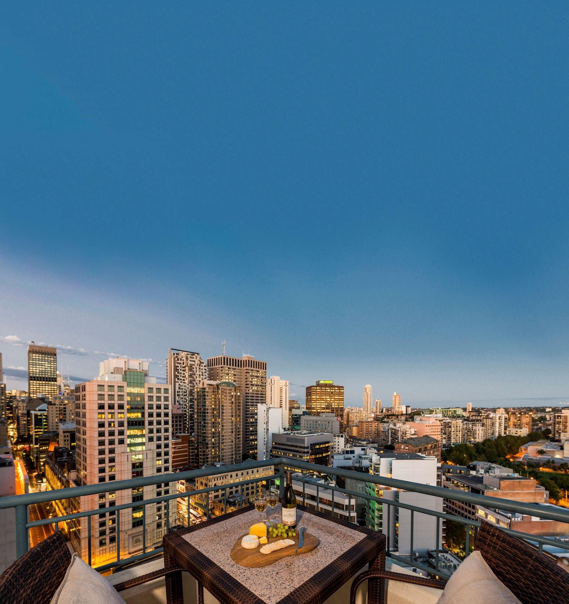 Oaks Sydney Castlereagh Suites Exterior foto