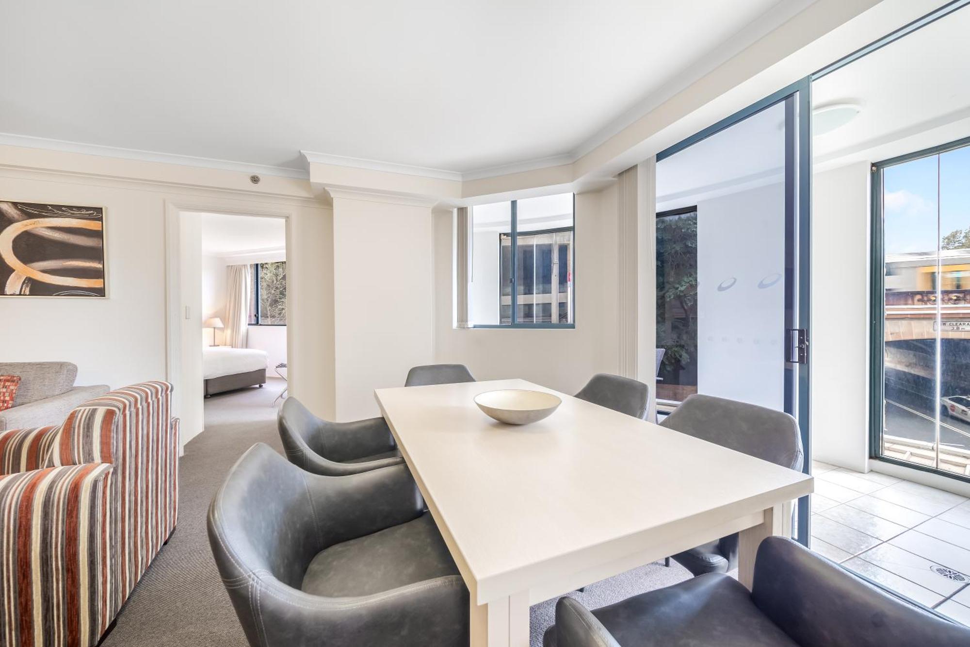Oaks Sydney Castlereagh Suites Exterior foto