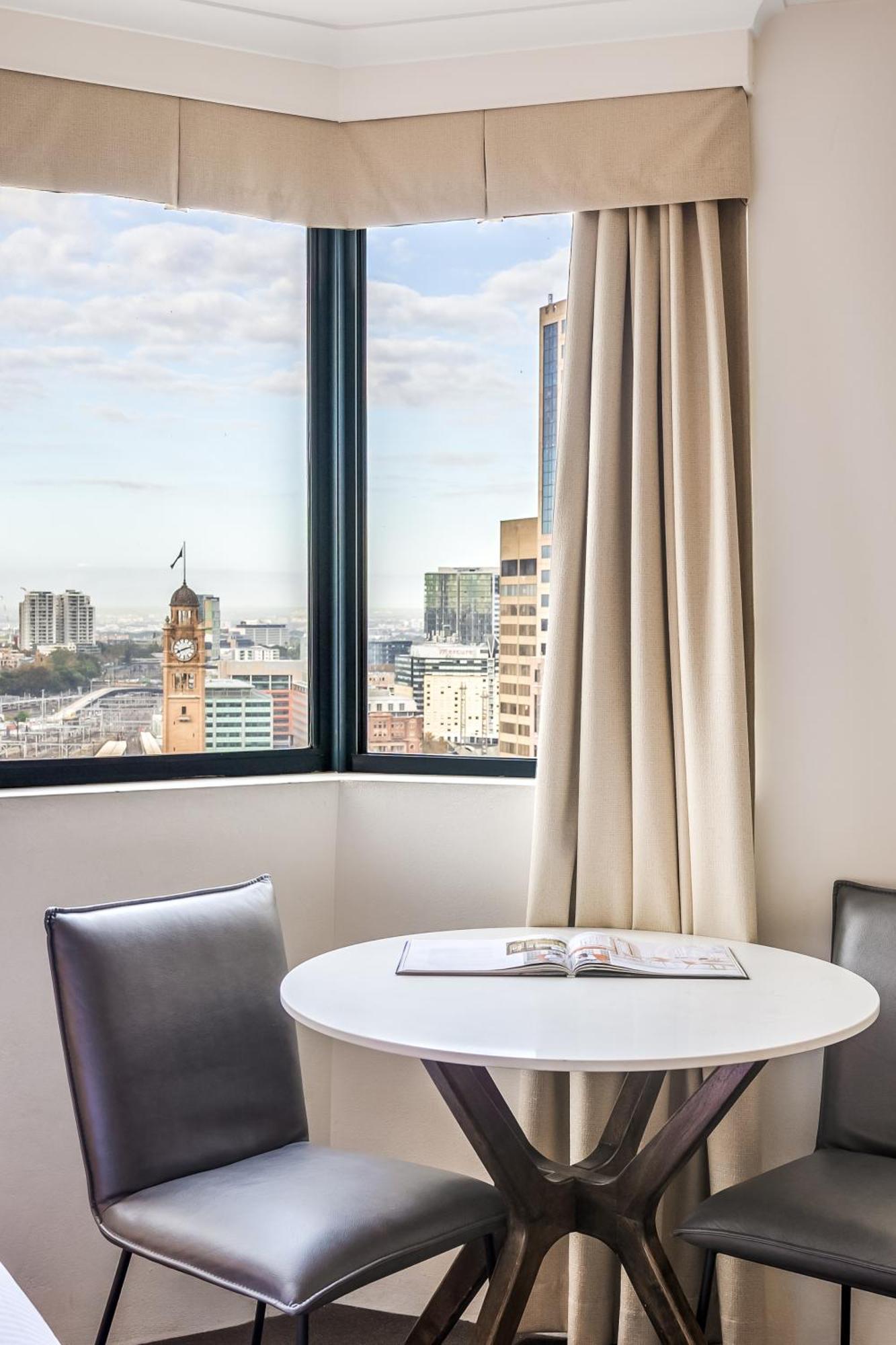 Oaks Sydney Castlereagh Suites Exterior foto